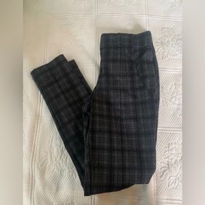 Thalian Plaid Stretch Pants Gray & Black Size 4
